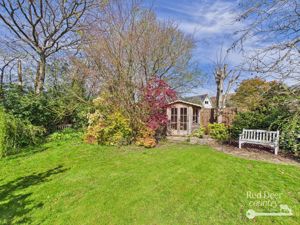 Summer House- click for photo gallery